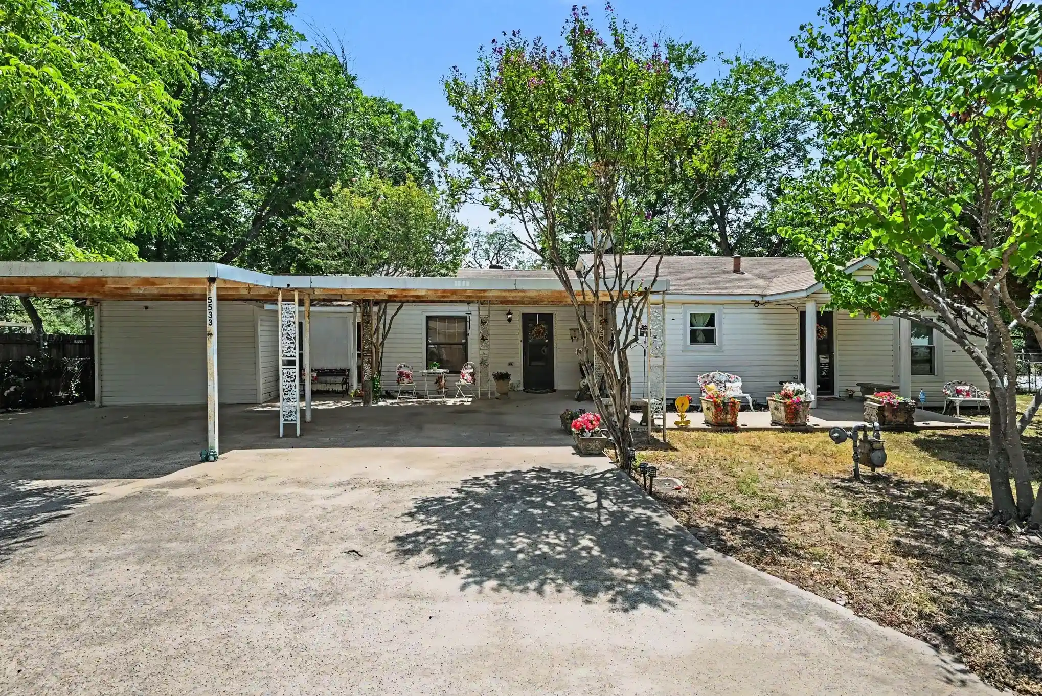 Photo 1 of Single family home for sale at 5533 Yeary St, Fort Worth, TX 76114 | MLS# 21355390 | Listing updated on 2026-10-27