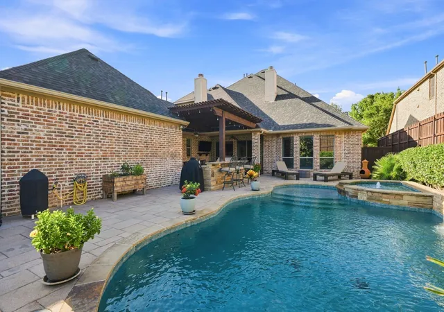 Photo 1 of Single family home for sale at 3531 Munstead Trl, Frisco, TX 75033 | MLS# 21355060 | Listing updated on 2026-09-13