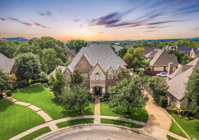 Photo 1 of Sale Pending at 205 Raintree Ct, Colleyville, TX 76034 | MLS# 21344881 | Listing updated on 2026-09-19