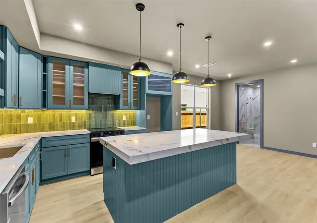 Photo 3 of Single family home for sale at 818 Lambert St, Dallas, TX 75203 | MLS# 21355536 | Listing updated on 2026-09-10