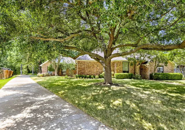 Photo 2 of Sale Pending at 1522 Bonanza Ct, Sachse, TX 75048 | MLS# 21346784 | Listing updated on 2026-09-10