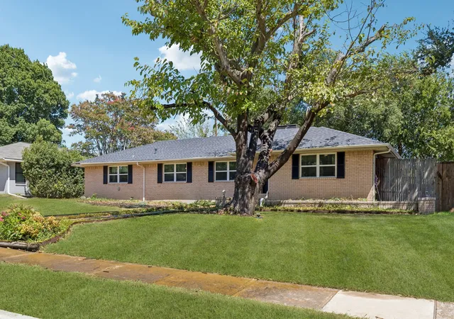 Photo 2 of Single family home for sale at 104 N Weatherred Dr, Richardson, TX 75080 | MLS# 21344440 | Listing updated on 2026-09-21