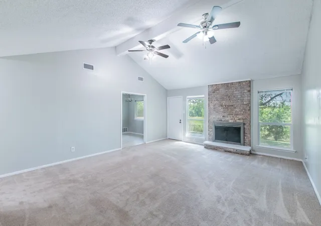 Photo 2 of Single family home for sale at 2911 Persimmon Dr, Killeen, TX 76543 | MLS# 21355023 | Listing updated on 2026-09-12