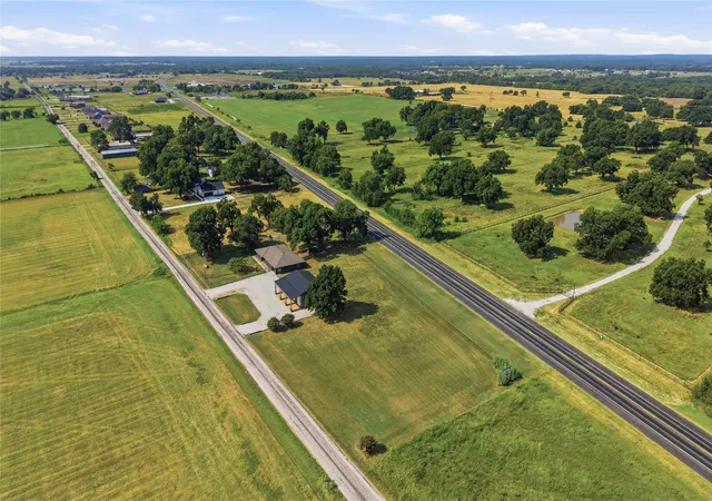 Photo 3 of Sale Pending at 16082 Us Hwy 377, Whitesboro, TX 76273 | MLS# 21352140 | Listing updated on 2026-09-22