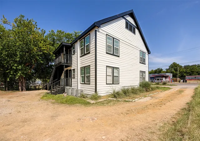 Photo 1 of Multi family home for sale at 3607 Lee St, Greenville, TX 75401 | MLS# 21355907 | Listing updated on 2026-10-05