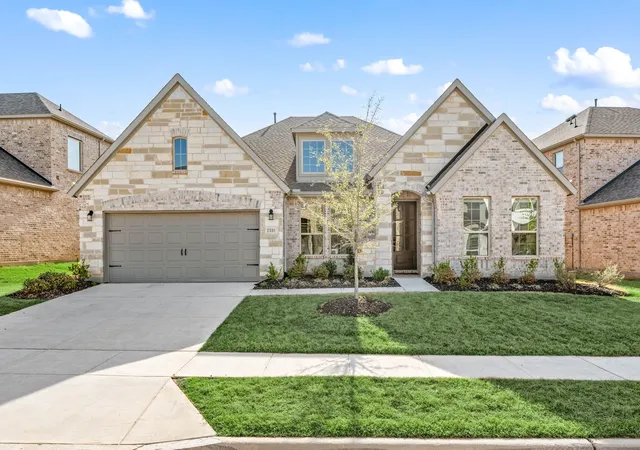 Photo 1 of Sale Pending at 2501 Bedford Rd, Argyle, TX 76226 | MLS# 21355193 | Listing updated on 2026-09-16