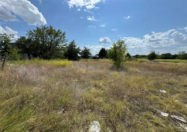Photo 3 of Sale Pending at 13899 County Road 760, Nevada, TX 75173 | MLS# 21355157 | Listing updated on 2026-09-19