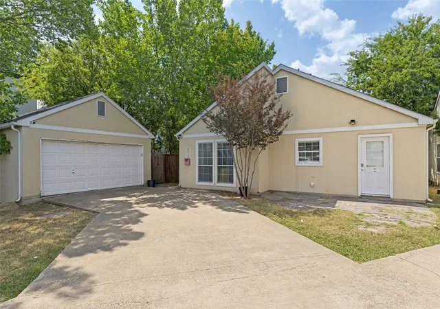 Photo 1 of Single family home for sale at 4315 Munger Ave, Dallas, TX 75204 | MLS# 21356135 | Listing updated on 2026-09-10