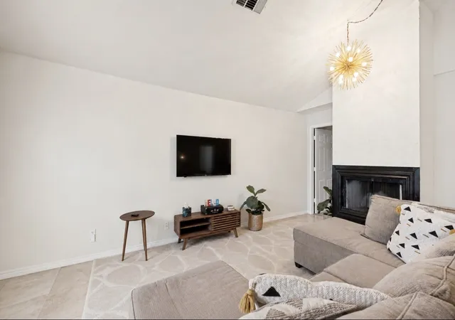 Photo 3 of Single family home for sale at 4315 Munger Ave, Dallas, TX 75204 | MLS# 21356135 | Listing updated on 2026-09-10