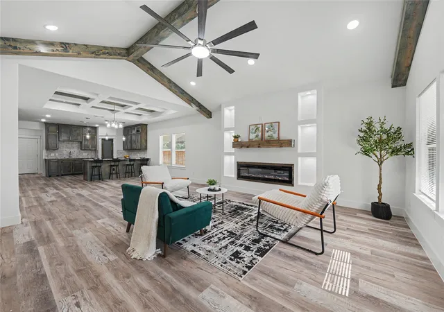 Photo 3 of Single family home for sale at 821 S Ayers Ave, Fort Worth, TX 76103 | MLS# 21356124 | Listing updated on 2026-09-11