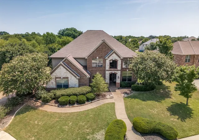 Photo 3 of Single family home for sale at 5108 Mystic Hollow Ct, Flower Mound, TX 75028 | MLS# 21356059 | Listing updated on 2026-09-12