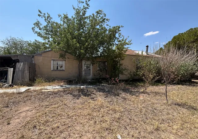 Photo 2 of Single family home for sale at 649 Avenue F, Hamlin, TX 79520 | MLS# 21356245 | Listing updated on 2026-09-23