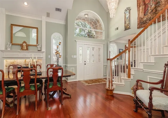 Photo 4 of Single family home for sale at 301 W Mill Valley Dr, Colleyville, TX 76034 | MLS# 21354897 | Listing updated on 2026-10-03