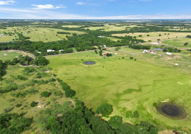 Photo 4 of Land for sale at Lot 2 Fm 660, Ennis, TX 75119 | MLS# 21287110 | Listing updated on 2026-09-08