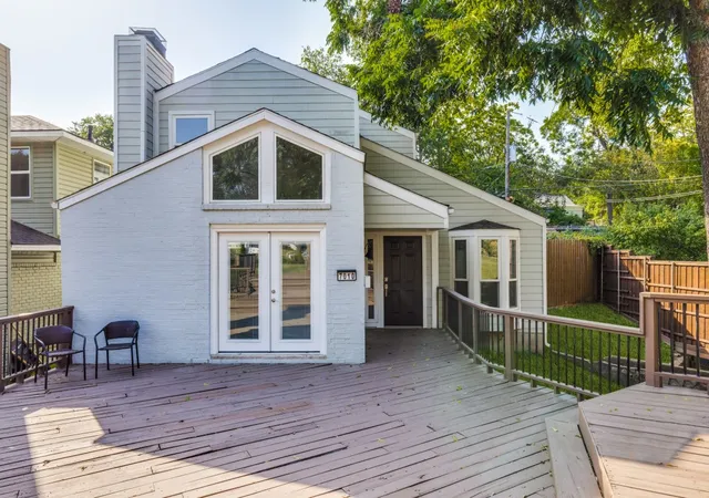 Photo 3 of Sale Pending at 7010 San Mateo Blvd, Dallas, TX 75223 | MLS# 21355925 | Listing updated on 2026-09-09