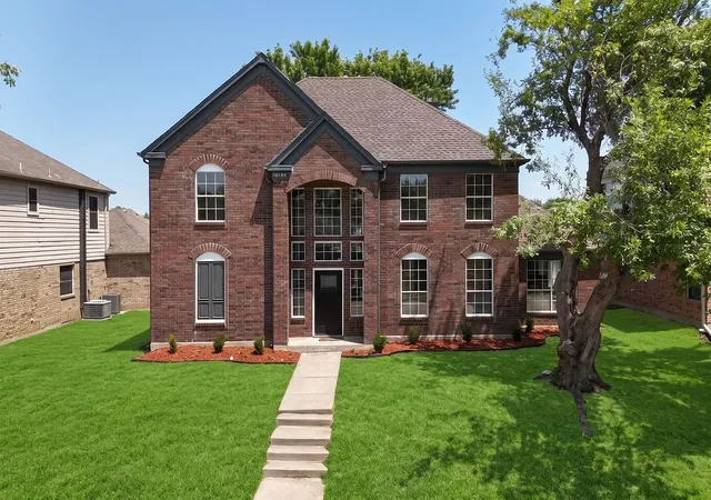 Photo 1 of Single family home for sale at 10104 Preston Vineyard Dr, Frisco, TX 75035 | MLS# 21352940 | Listing updated on 2026-09-12