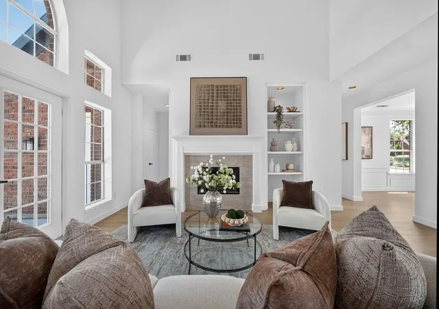Photo 2 of Single family home for sale at 10104 Preston Vineyard Dr, Frisco, TX 75035 | MLS# 21352940 | Listing updated on 2026-09-30