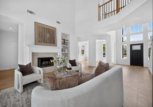 Photo 3 of Single family home for sale at 10104 Preston Vineyard Dr, Frisco, TX 75035 | MLS# 21352940 | Listing updated on 2026-09-30