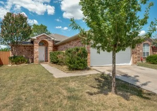 Photo 1 of Sale Pending at 1011 Port Aransas Dr, Little Elm, TX 75068 | MLS# 21356425 | Listing updated on 2026-09-14