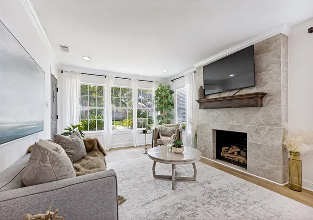Photo 3 of Single family home for sale at 3111 Rotan Ln, Dallas, TX 75229 | MLS# 21356427 | Listing updated on 2026-09-09