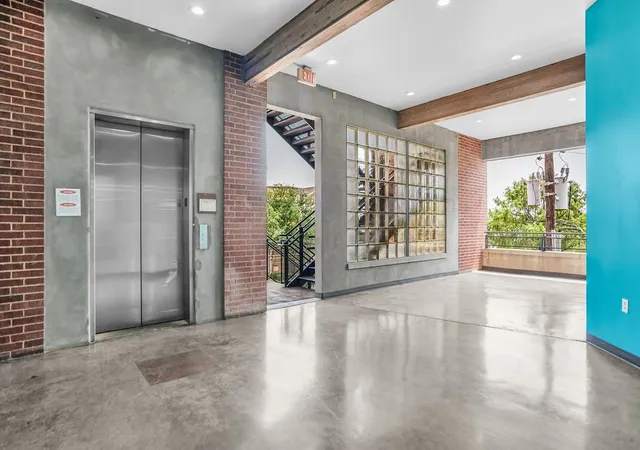 Photo 3 of Condo for sale at 2502 Live Oak St #218, Dallas, TX 75204 | MLS# 21352957 | Listing updated on 2026-09-08