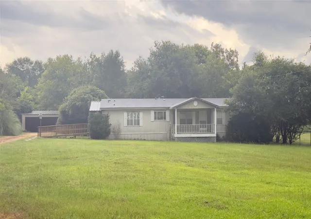 Photo 19 of Sale Pending at 1708 N Pine St, Vivian, LA 71082 | MLS# 21356166 | Listing updated on 2026-09-14