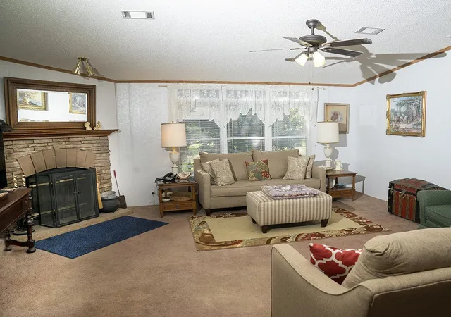 Photo 3 of Sale Pending at 1708 N Pine St, Vivian, LA 71082 | MLS# 21356166 | Listing updated on 2026-09-14