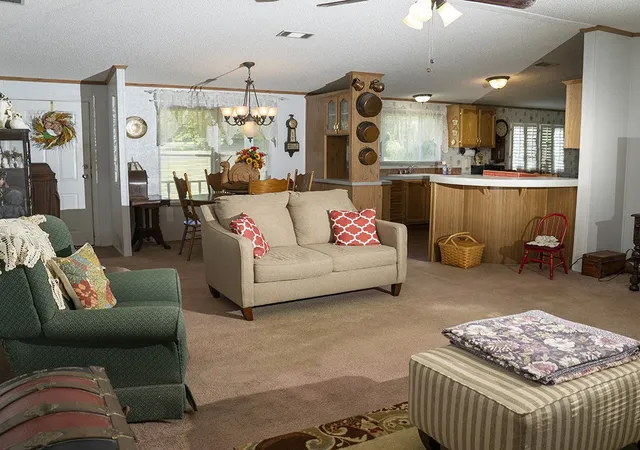Photo 3 of Sale Pending at 1708 N Pine St, Vivian, LA 71082 | MLS# 21356166 | Listing updated on 2026-09-14