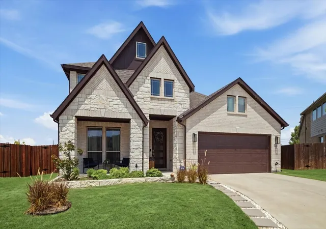Photo 3 of Single family home for sale at 4401 Barkley Ln, Mesquite, TX 75181 | MLS# 21355272 | Listing updated on 2026-09-16