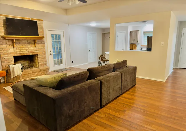 Photo 3 of Single family home for sale at 3910 Castlegate Dr, Paris, TX 75462 | MLS# 21353765 | Listing updated on 2026-09-09