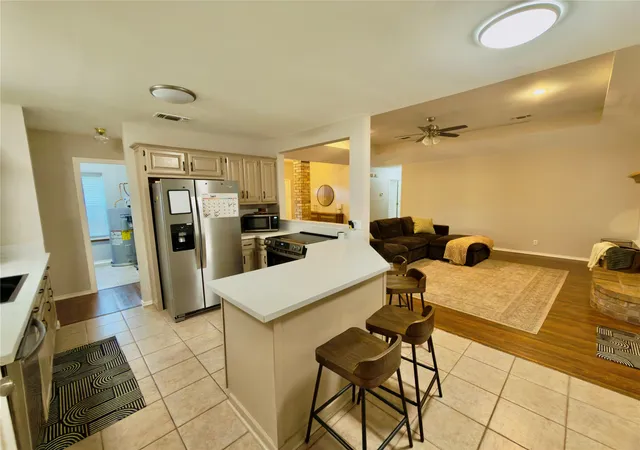 Photo 4 of Single family home for sale at 3910 Castlegate Dr, Paris, TX 75462 | MLS# 21353765 | Listing updated on 2026-09-09