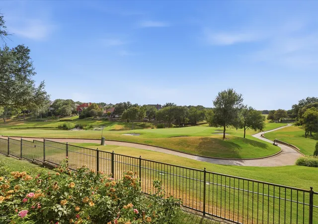 Photo 3 of Sale Pending at 5 Savannah Cir, Frisco, TX 75034 | MLS# 21355035 | Listing updated on 2026-09-14