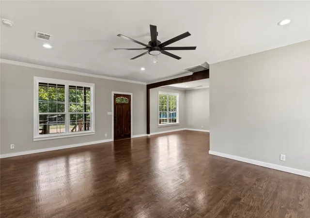 Photo 2 of Sale Pending at 109 Bayview St, Gun Barrel City, TX 75156 | MLS# 21347569 | Listing updated on 2026-09-08