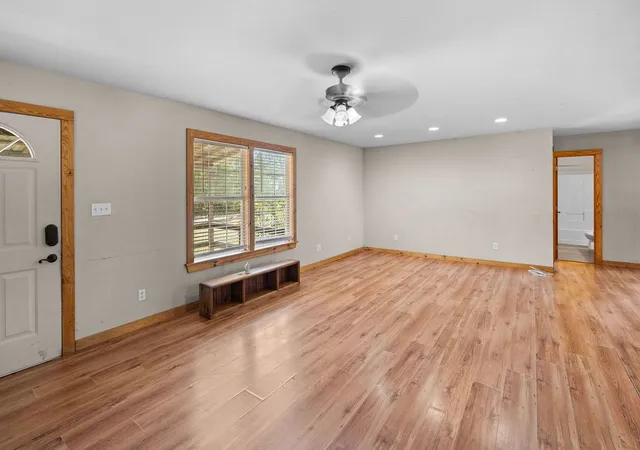 Photo 3 of Single family home for sale at 2750 County Road 4772, Sulphur Springs, TX 75482 | MLS# 21356633 | Listing updated on 2026-09-12
