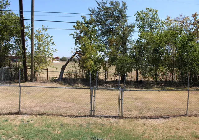 Photo 13 of Single family home for sale at 2722 Mildred St, Waco, TX 76706 | MLS# 21356682 | Listing updated on 2026-10-05