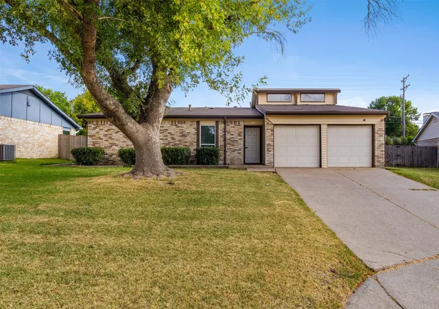 Photo 1 of Single family home for sale at 1007 Elk Grove Dr, Richardson, TX 75081 | MLS# 21355645 | Listing updated on 2026-09-10