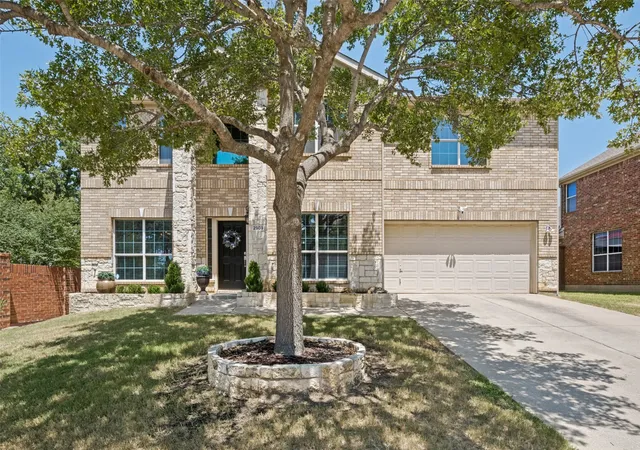 Photo 3 of Single family home for sale at 2909 Lighthouse Dr, Denton, TX 76210 | MLS# 21356953 | Listing updated on 2026-09-20