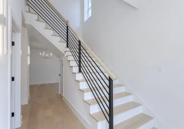 Photo 4 of Single family home for sale at 708 W White Ave, Mc Kinney, TX 75069 | MLS# 21357075 | Listing updated on 2026-09-14