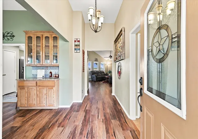 Photo 2 of Single family home for sale at 11555 Plainview Rd, Krum, TX 76249 | MLS# 21325436 | Listing updated on 2026-09-13