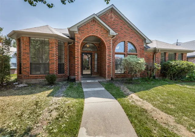 Photo 2 of Single family home for sale at 2403 Springfield Dr, Mesquite, TX 75181 | MLS# 21357166 | Listing updated on 2026-09-11