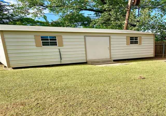 Photo 3 of Single family home for sale at 2913 Kirk Ln, Bossier City, LA 71112 | MLS# 21357217 | Listing updated on 2026-09-09