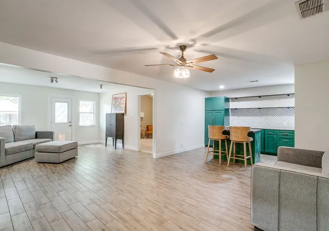 Photo 1 of Single family home for sale at 6709 Summit Ridge Dr, Watauga, TX 76148 | MLS# 21357219 | Listing updated on 2026-09-28