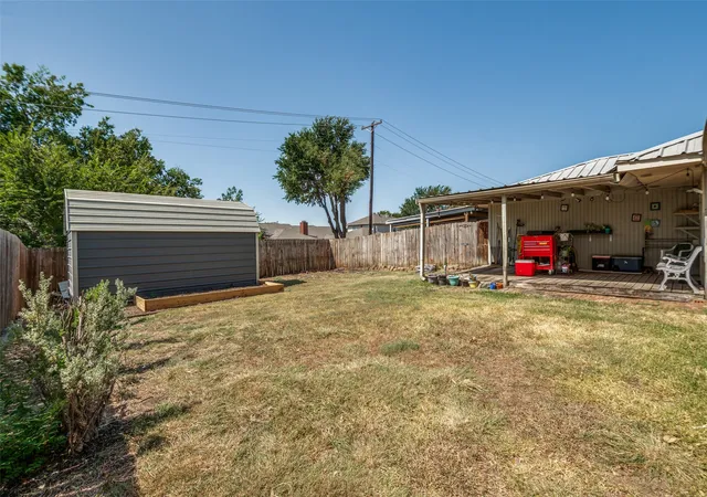 Photo 25 of Single family home for sale at 2006 E Branch Hollow Dr, Carrollton, TX 75007 | MLS# 21357234 | Listing updated on 2026-09-24