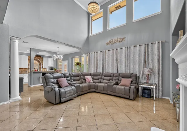 Photo 4 of Single family home for sale at 3312 Marymount Dr, Denton, TX 76210 | MLS# 21351981 | Listing updated on 2026-09-19