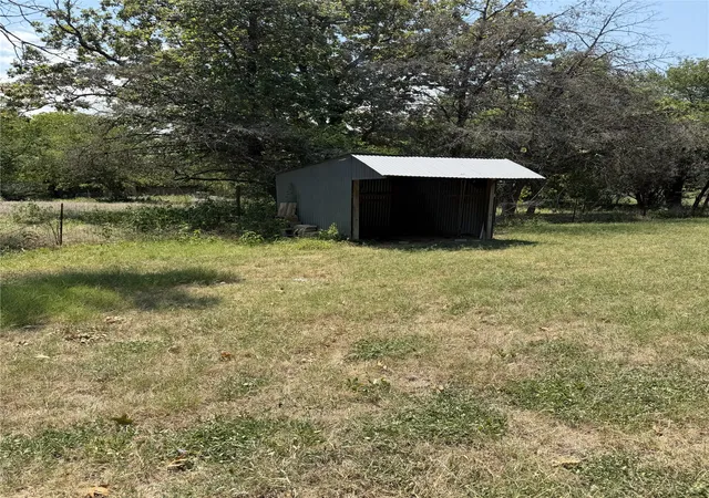 Photo 15 of Single family home for sale at 504 W Main St, Richland, TX 76681 | MLS# 21356303 | Listing updated on 2026-09-14