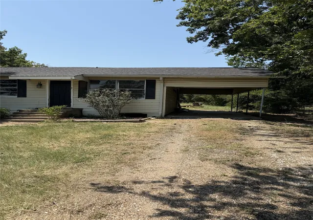 Photo 2 of Single family home for sale at 504 W Main St, Richland, TX 76681 | MLS# 21356303 | Listing updated on 2026-09-14