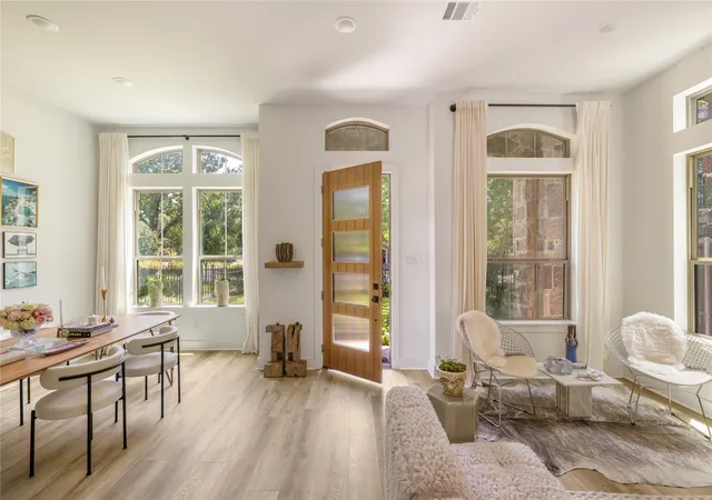 Photo 2 of Sale Pending at 3702 Red Leaf Ln, Dallas, TX 75209 | MLS# 21356184 | Listing updated on 2026-09-10