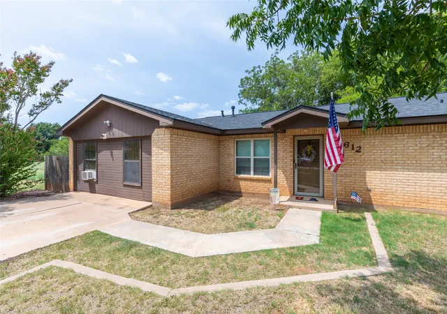 Photo 2 of Sale Pending at 612 N 2nd, Merkel, TX 79536 | MLS# 21356171 | Listing updated on 2026-09-13