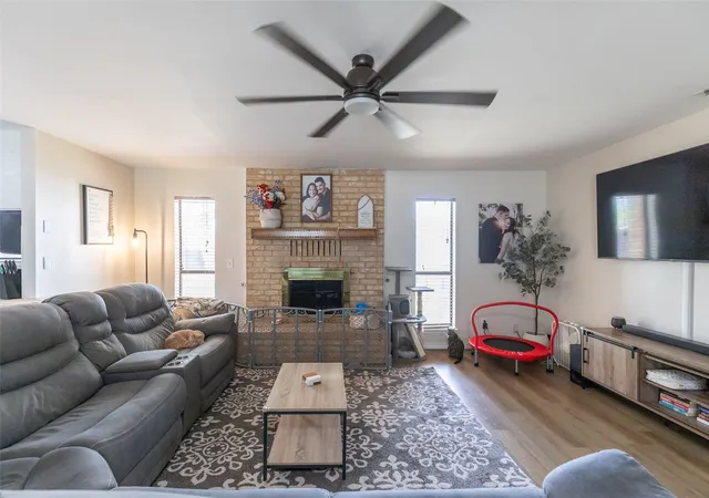 Photo 3 of Sale Pending at 612 N 2Nd, Merkel, TX 79536 | MLS# 21356171 | Listing updated on 2026-09-13