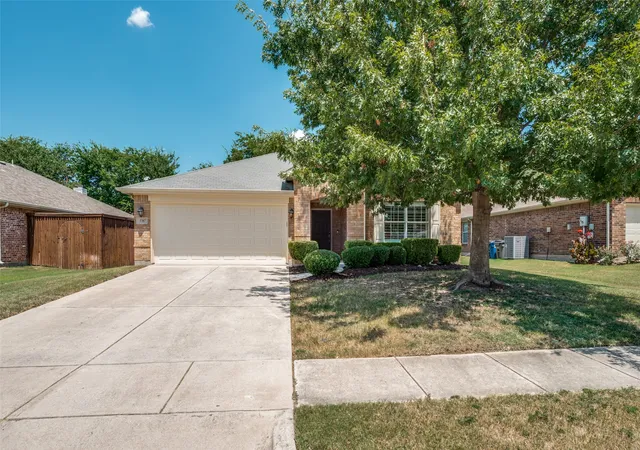 Photo 3 of Single family home for sale at 3707 Redwood Cir, Melissa, TX 75454 | MLS# 21354645 | Listing updated on 2026-09-13
